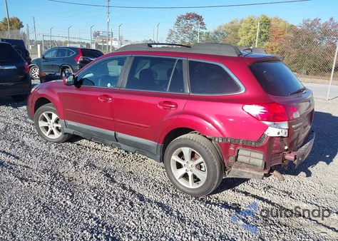 2013 Subaru Outback 2.5I Limited z USA, uszkodzony, nr VIN 4S4BRCPC9D3280517